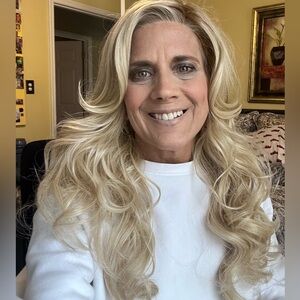 Belle Tress Bohemia in milkshake blonde